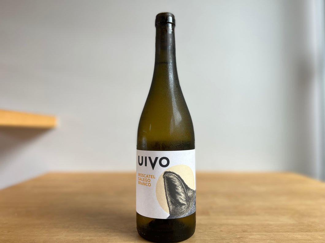 FOLIAS DE BACO UIVO MOSCATEL GALEGO BRANCO 21 フォリアス・デ・バコ  ウィヴォ モスカテル・ガレゴ ブランコ 2021